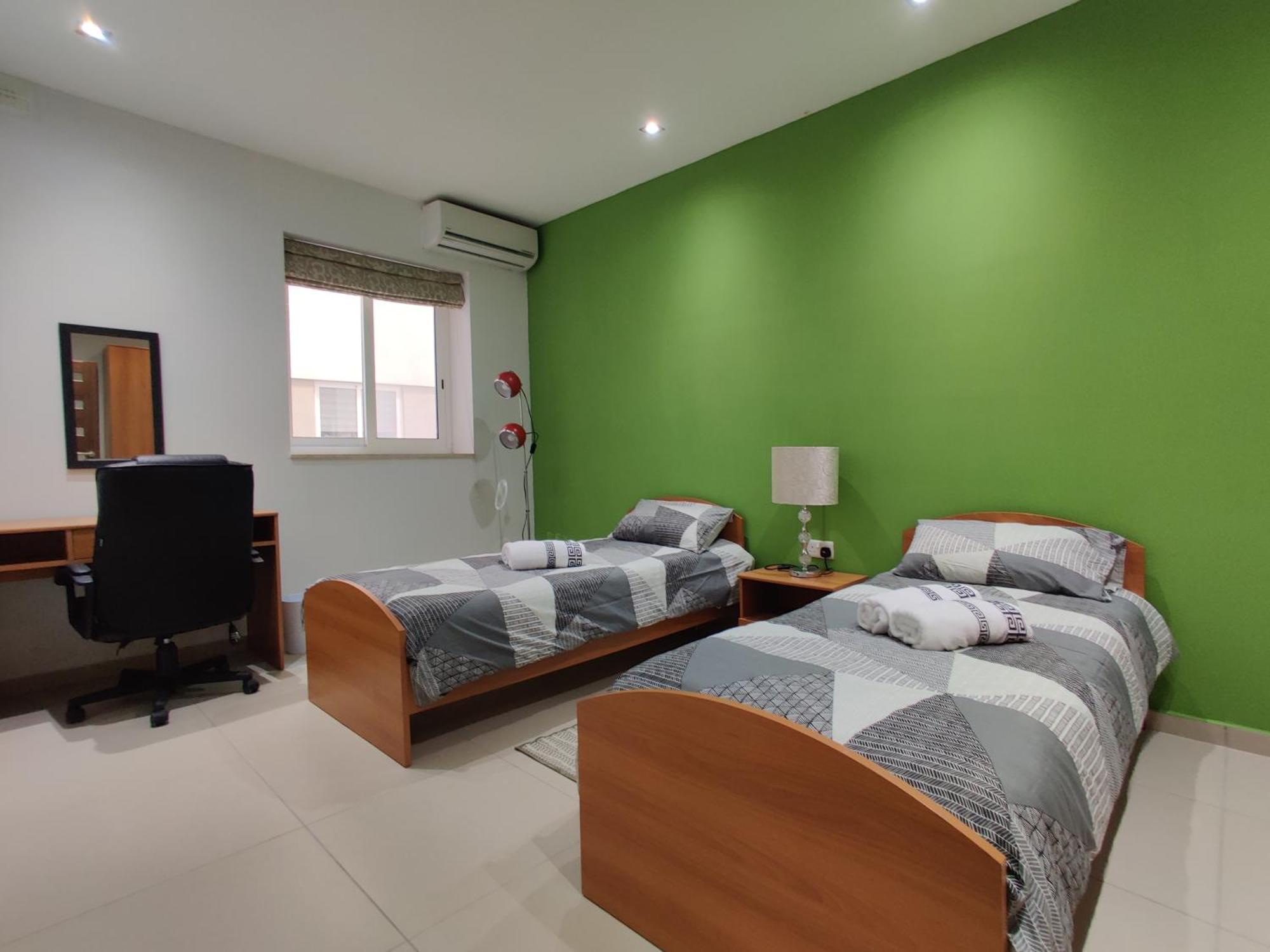 Depiro Point Deluxe - Modern, Designer Apartment 2 Minutes Away From Popular Sliema Seafront Exterior photo