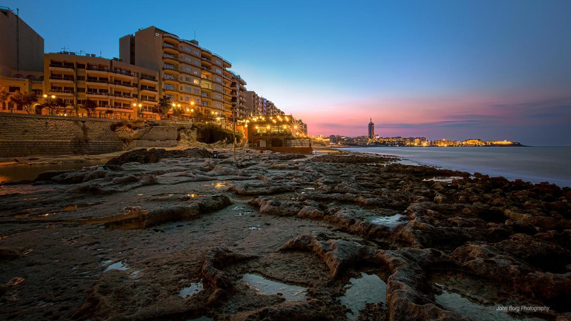 Depiro Point Deluxe - Modern, Designer Apartment 2 Minutes Away From Popular Sliema Seafront Exterior photo